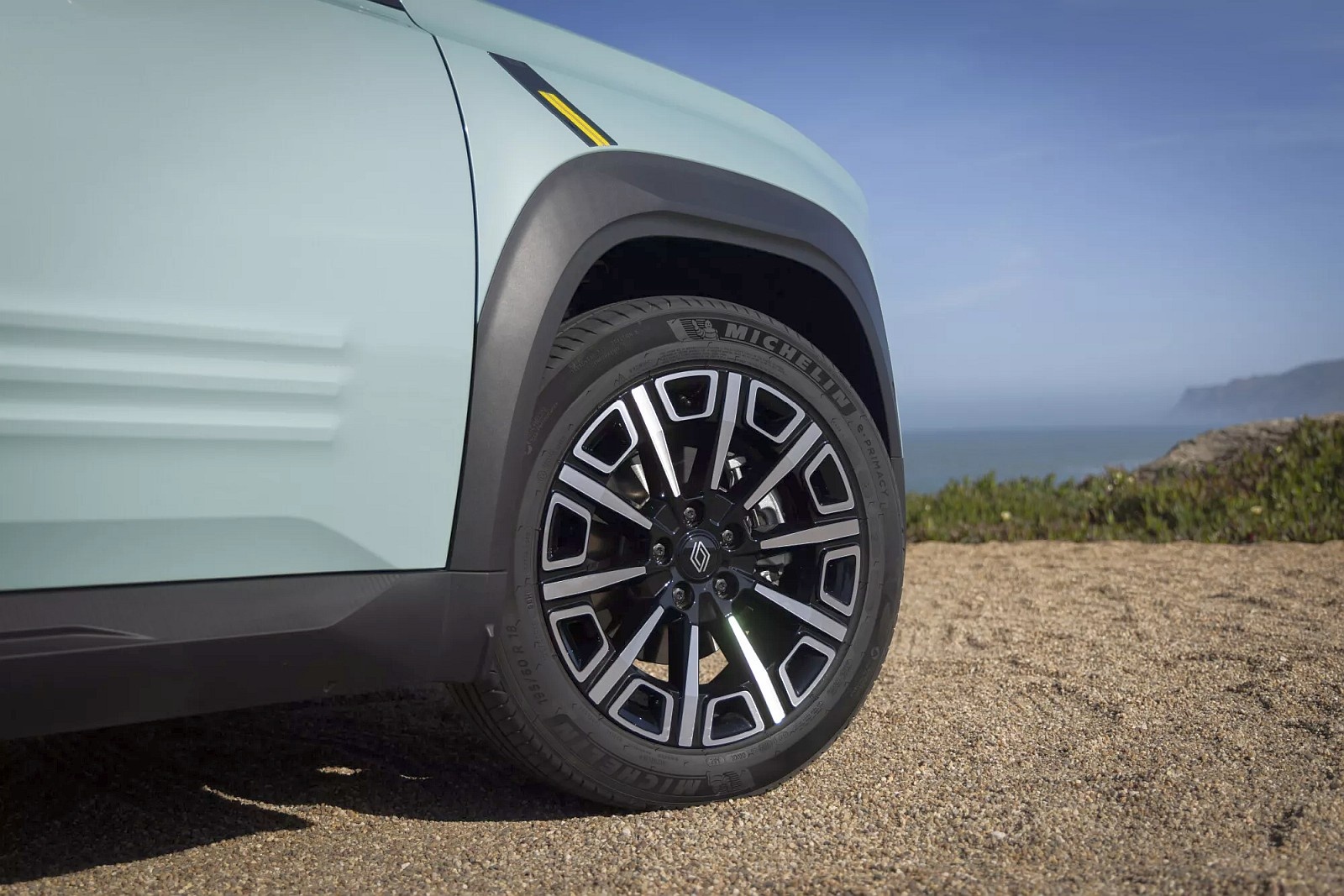 Renault 4 E-Tech 2025