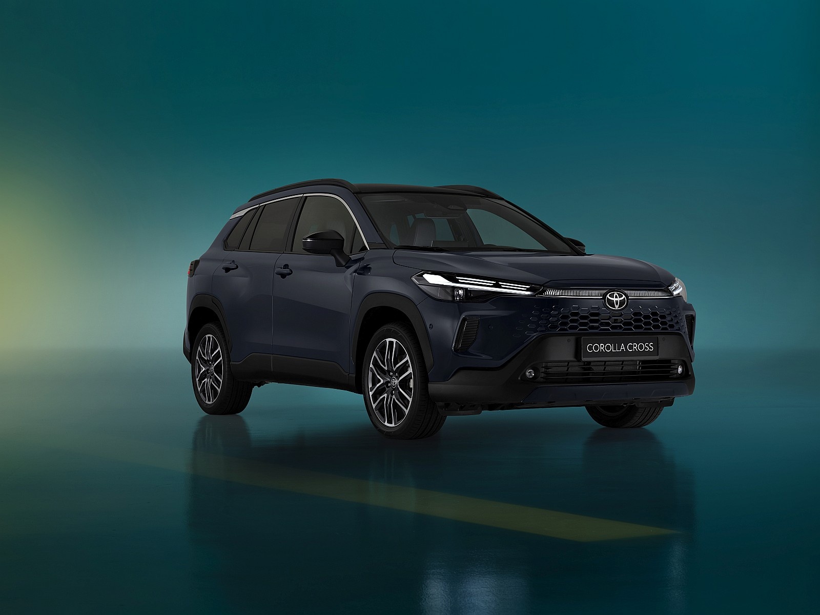 Toyota Corolla Cross 2025 - przód