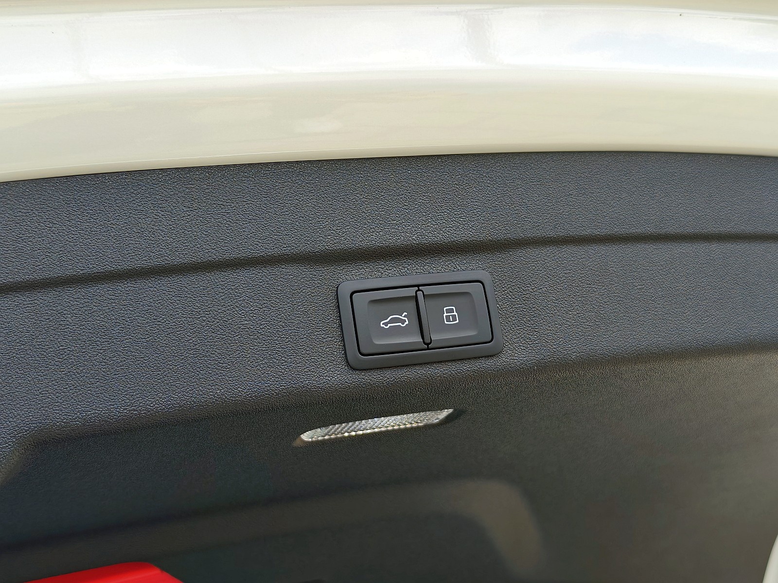 Audi A5 PHEV 2025
