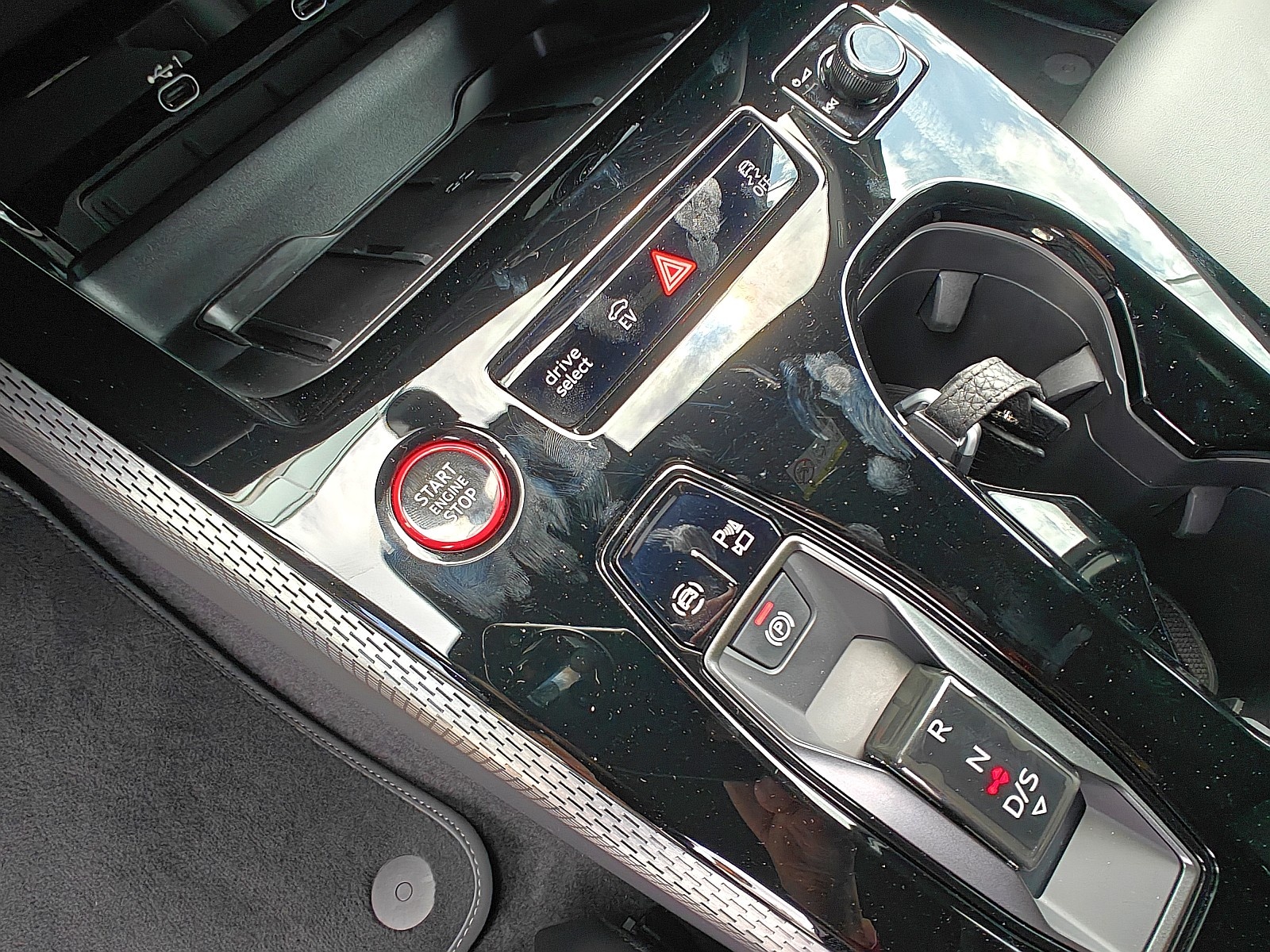 Audi A5 PHEV 2025