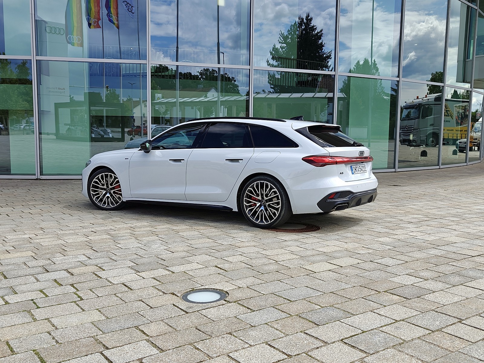 Audi A5 PHEV 2025