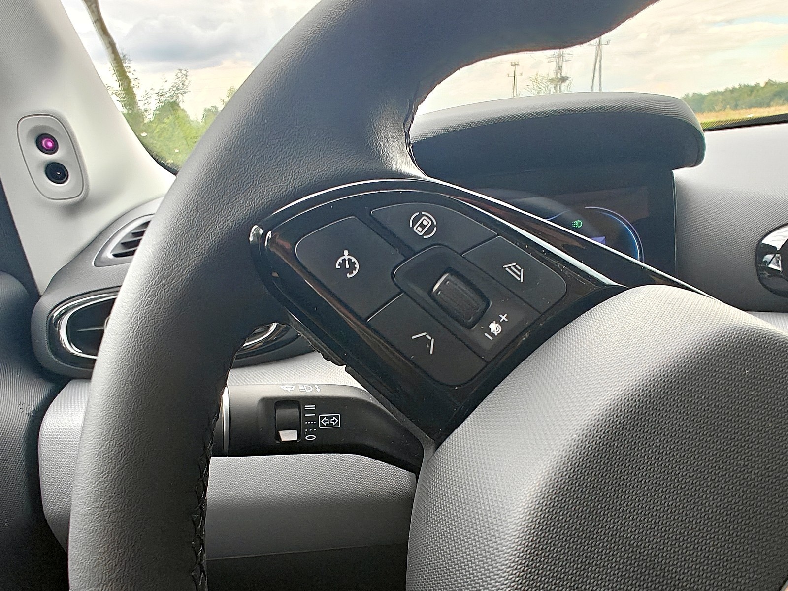 Leapmotor T03