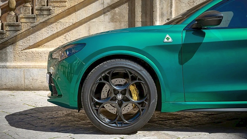2024 Alfa Romeo Stelvio Q