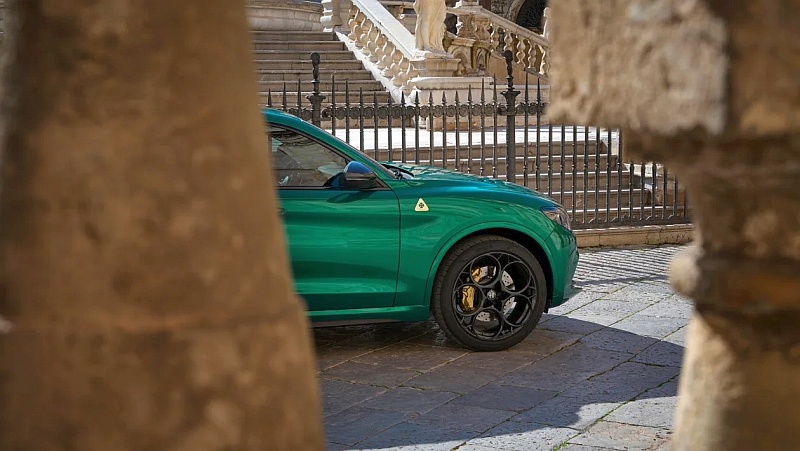 2024 Alfa Romeo Stelvio Q