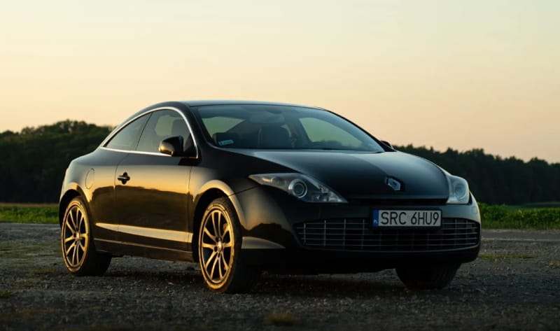 Laguna Coupe