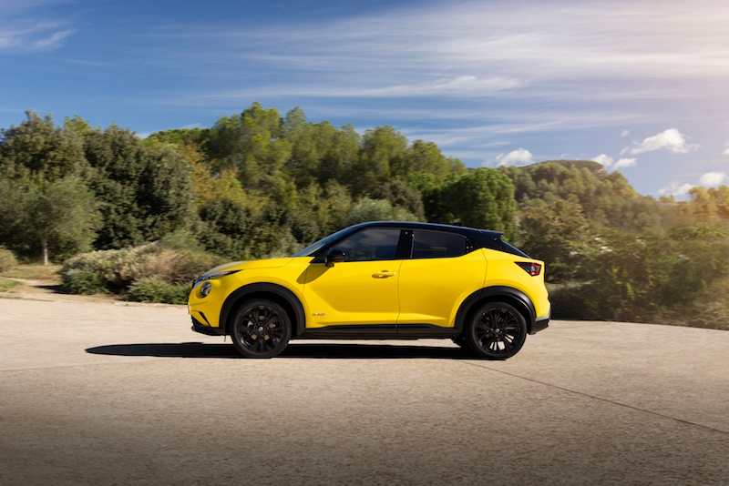 Nissan Juke 2024 bok
