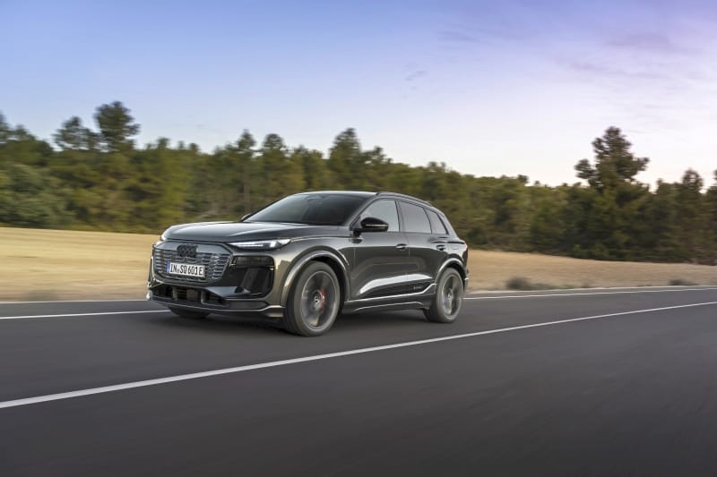 Audi Q6 e-tron - przód
