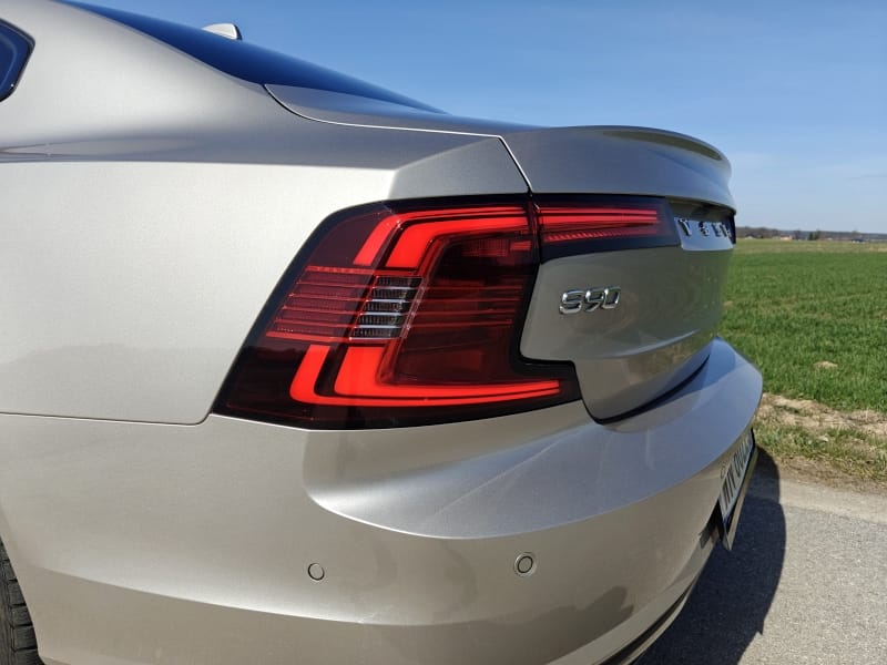 Volvo S80 T8 eAWD Plug-In - lampa