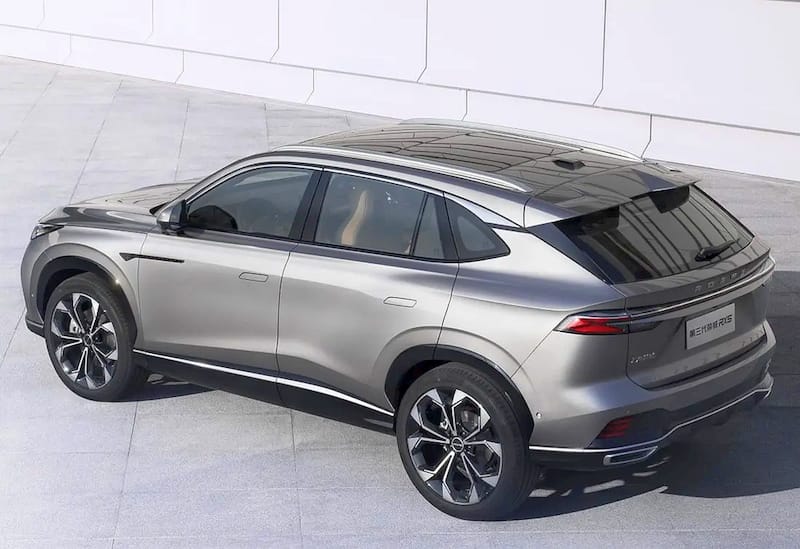Roewe RX5 tył bok dach