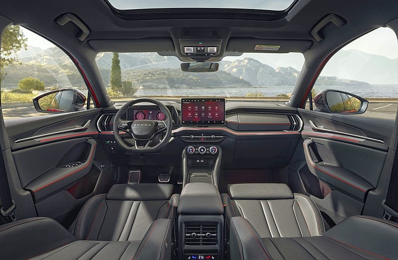 2025 Skoda Kodiaq RS - kokpit