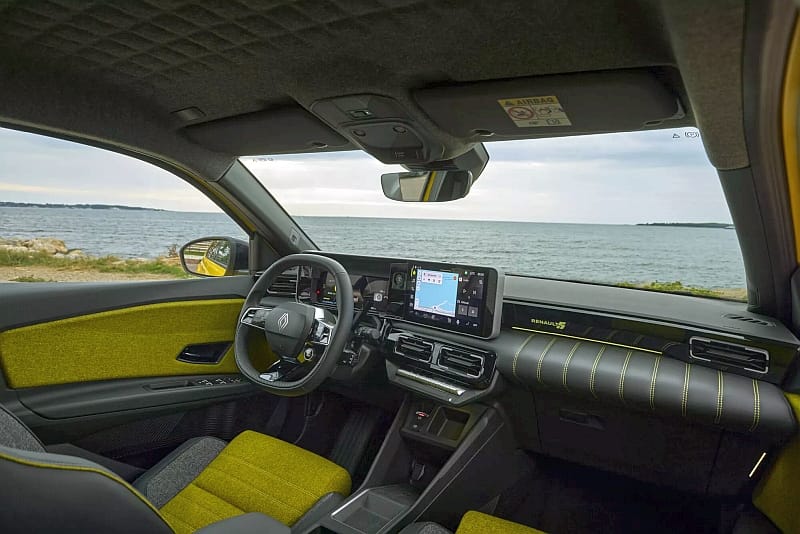 Renault 5 E-Tech - kokpit
