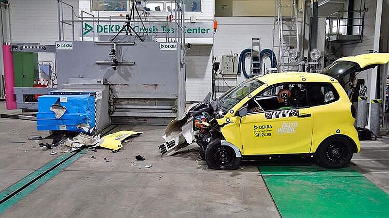 Crash test mikrosamochodów - Aixiam Acces