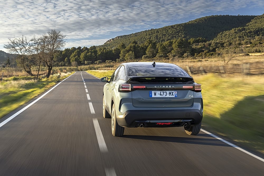 2025 Citroen C4 Hybrid
