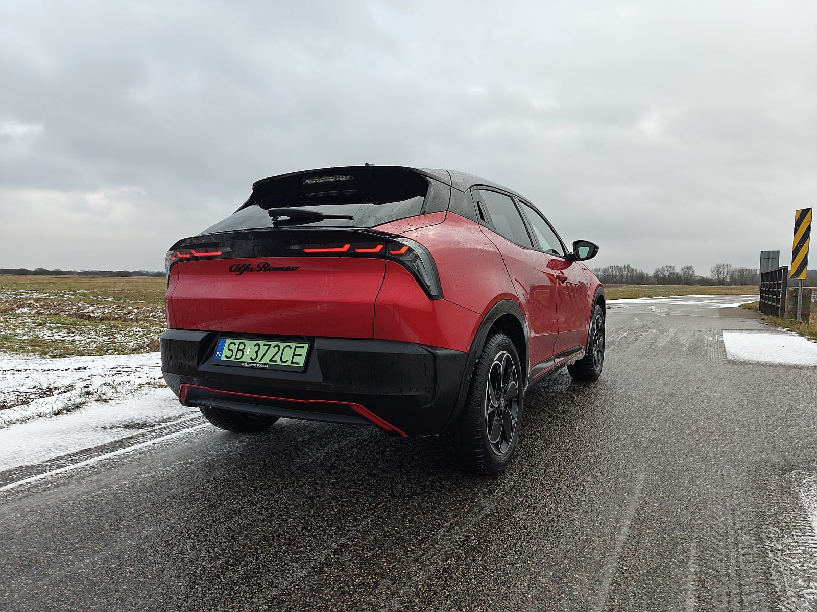 2025 Alfa Romeo Junior Elettrica - tył
