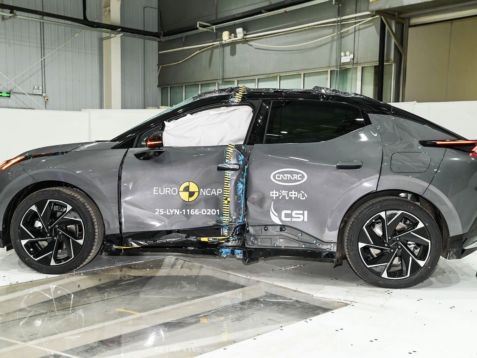 Euro NCAP -lynk & co 02eekr 7x