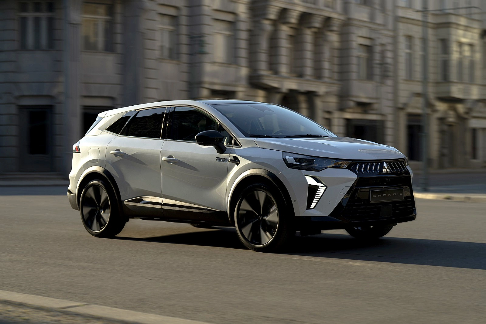 Nowe Mitsubishi Grandis 2025