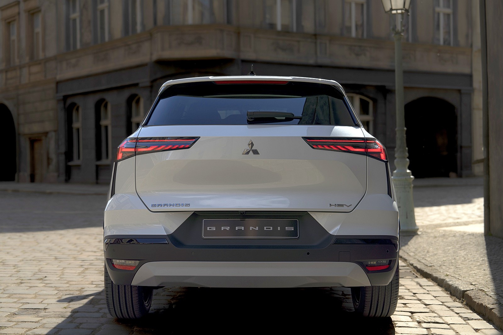 Nowe Mitsubishi Grandis 2025