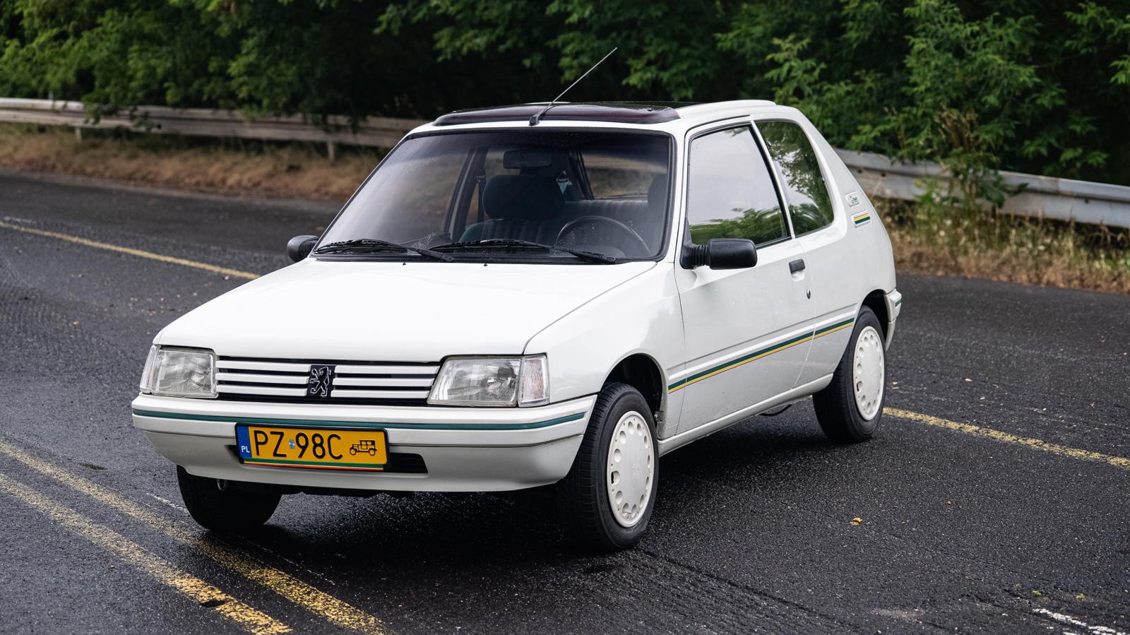 Peugeot 205
