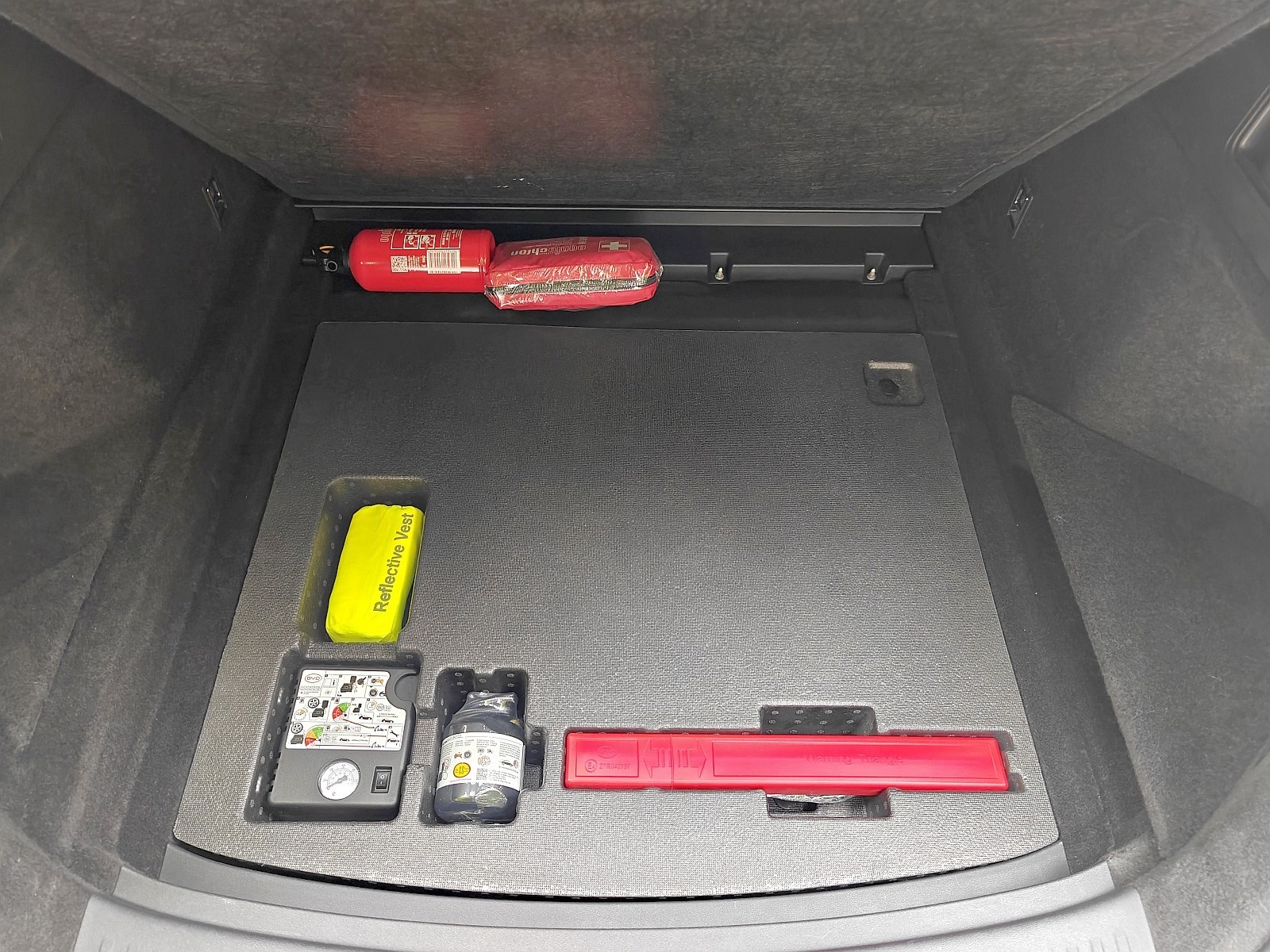 BYD Seal 6 DM-i Touring Comfort Lite