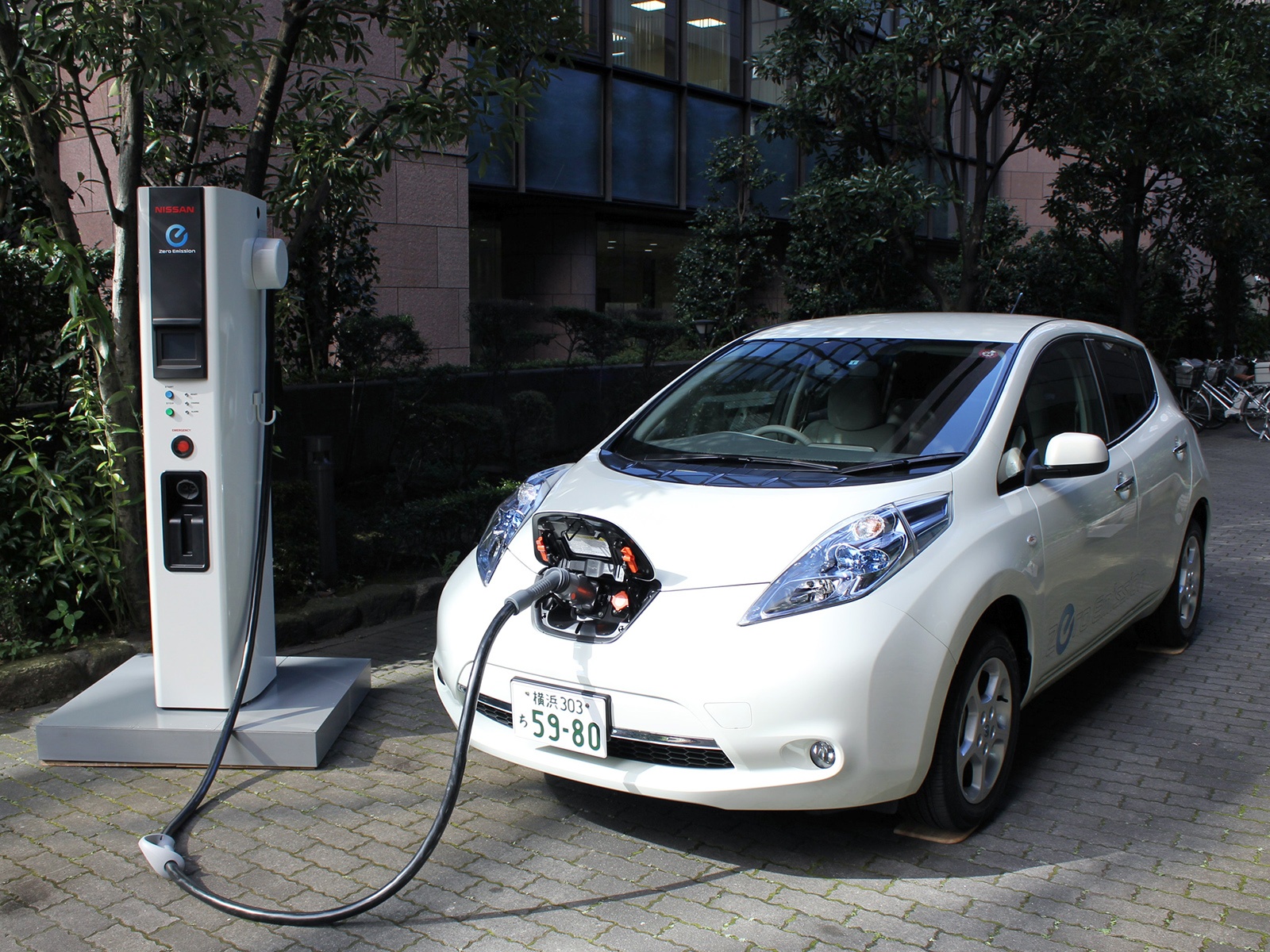 elektryk ładowanie 2 ile kosztuje elektryk