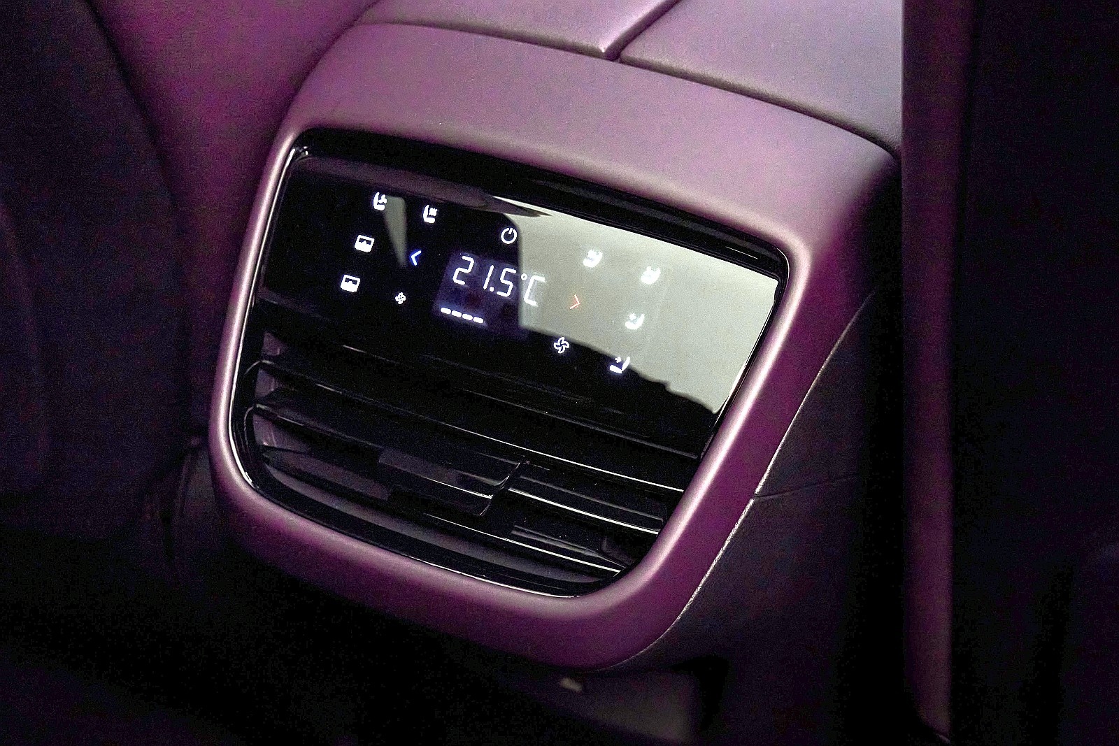 Mazda CX-6e