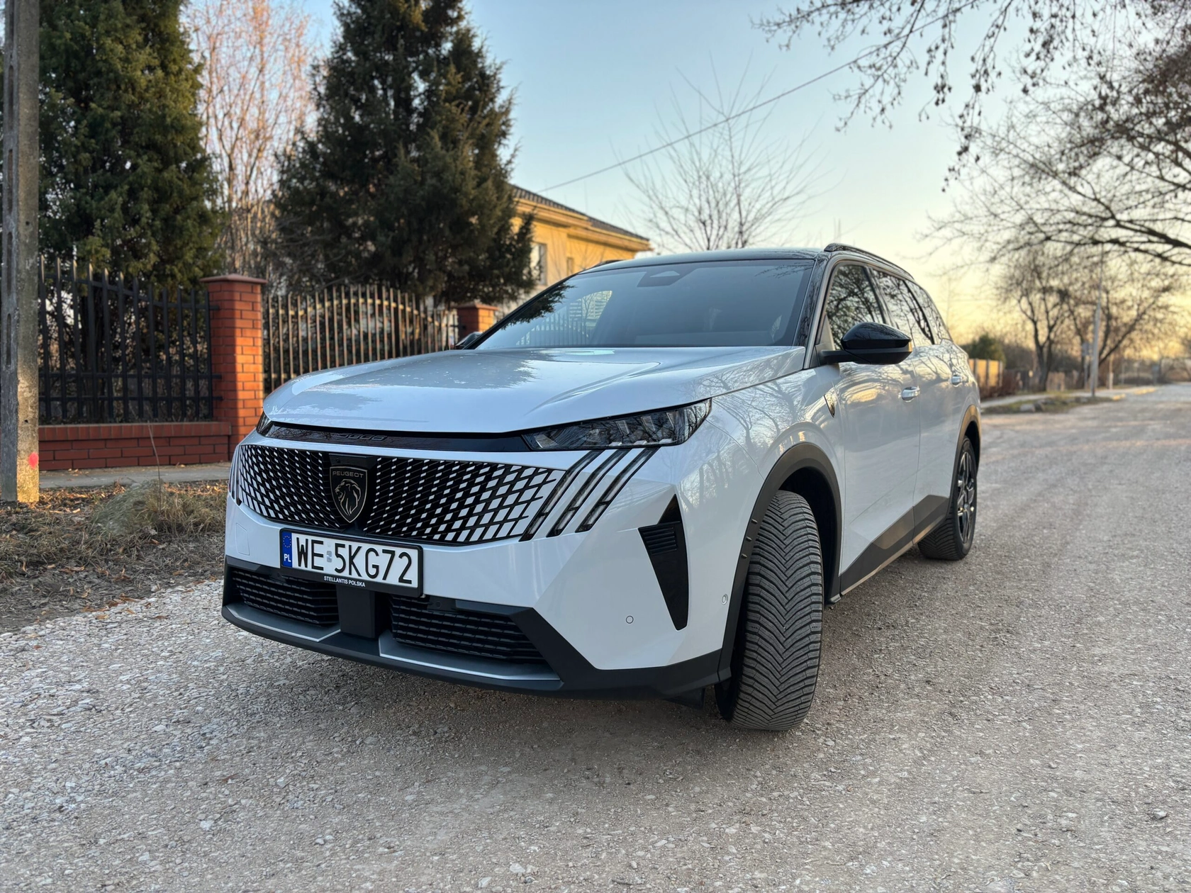 Peugeot 5008 Hybrid 145