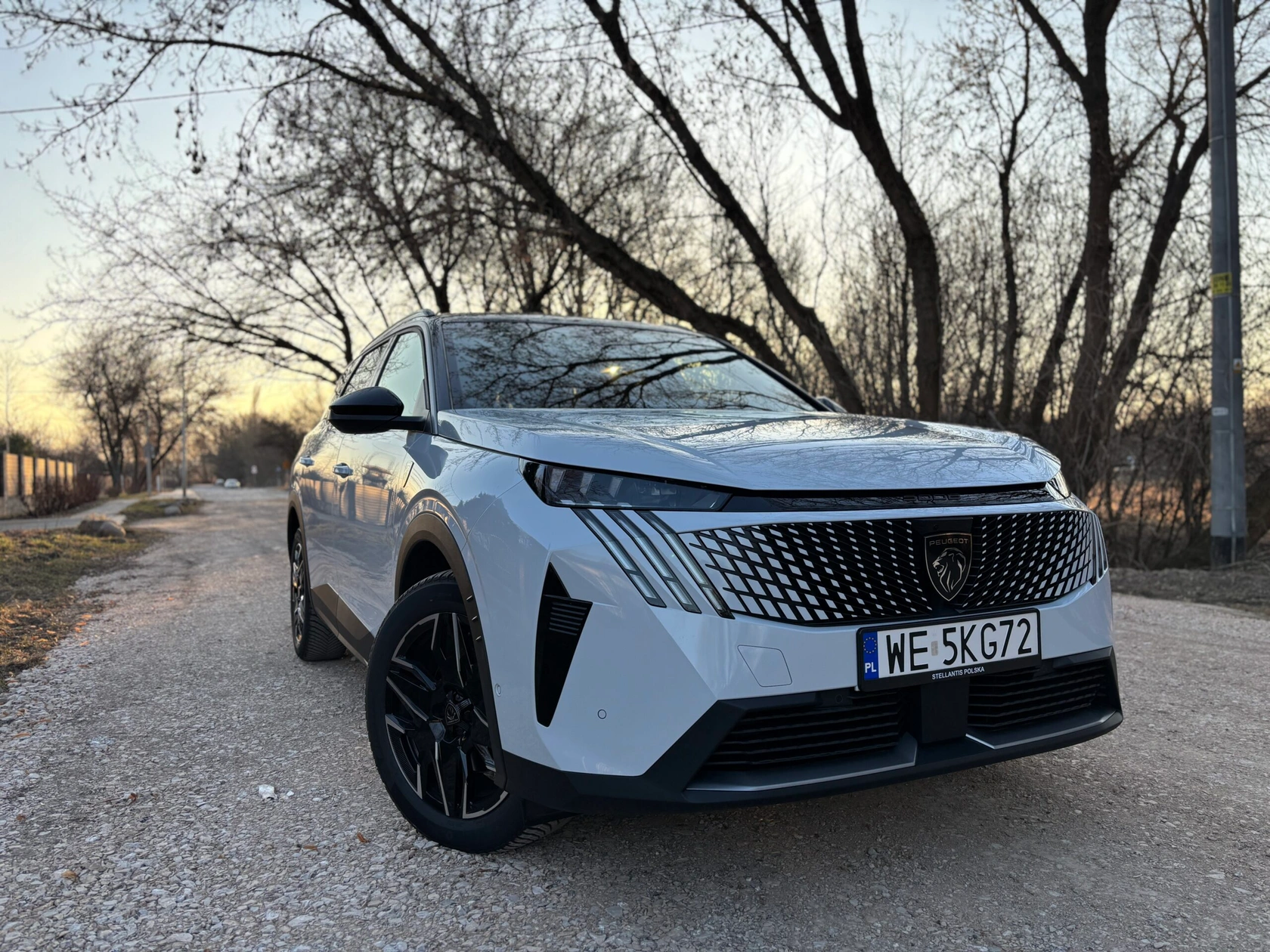 Peugeot 5008 Hybrid 145