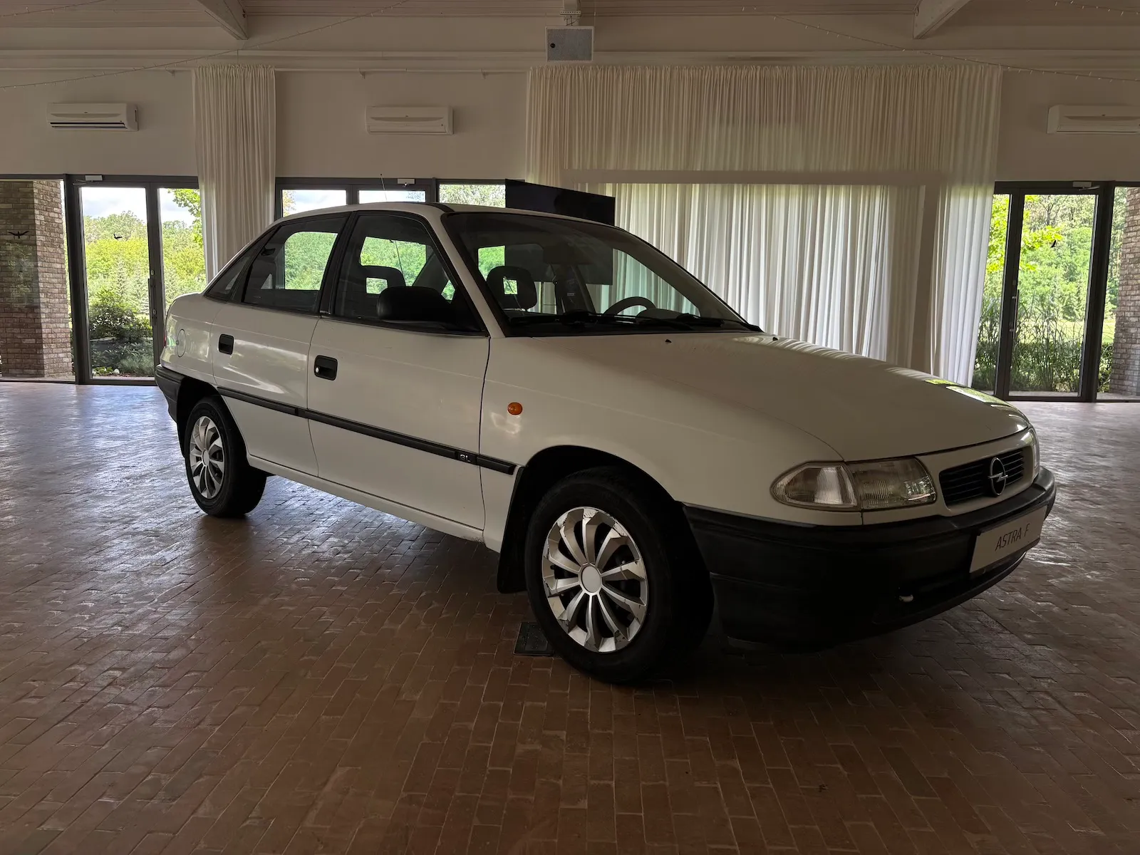 Opel Astra F
