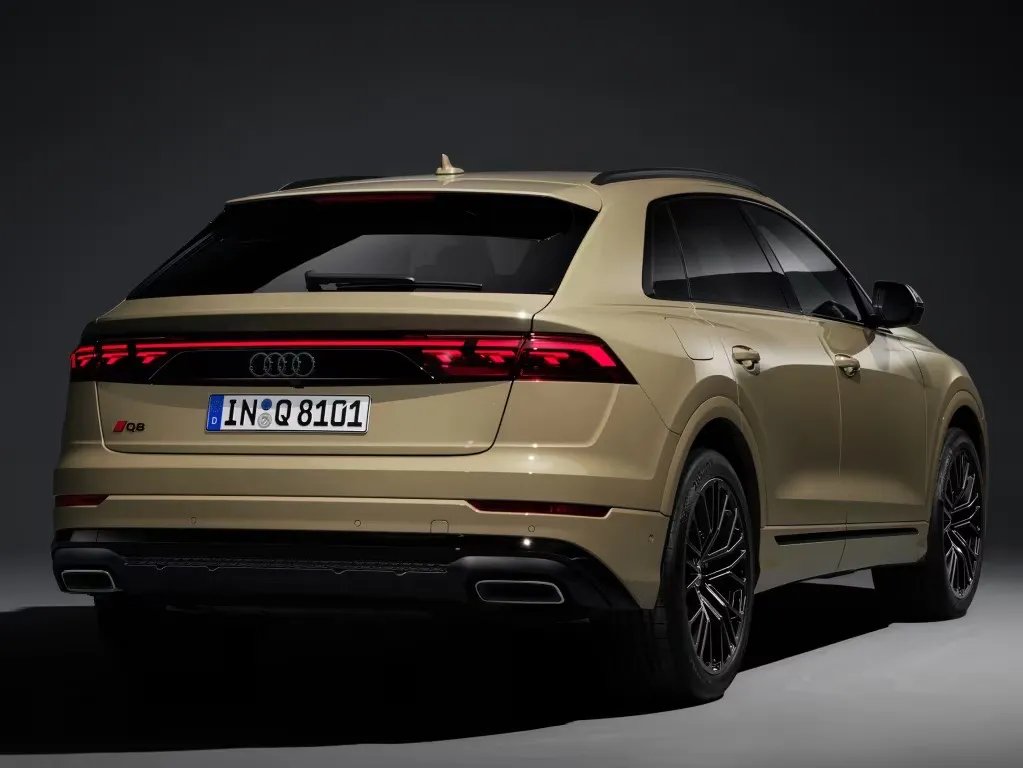 audi q8
