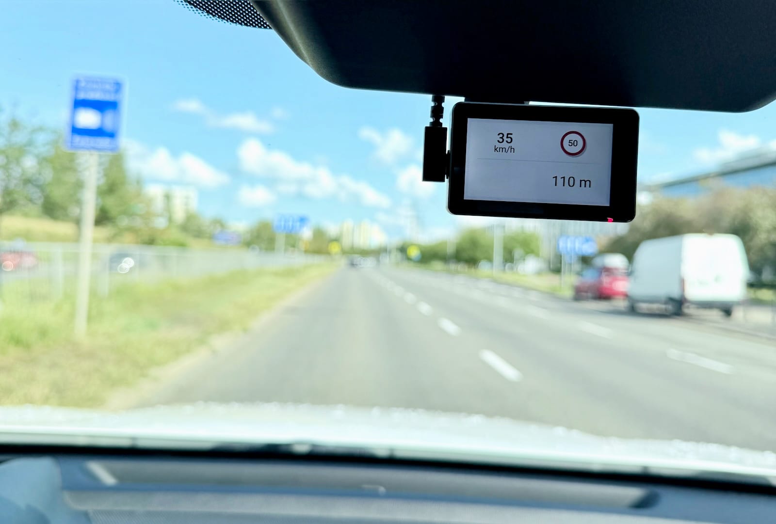 kamera Garmin Dash Cam X310