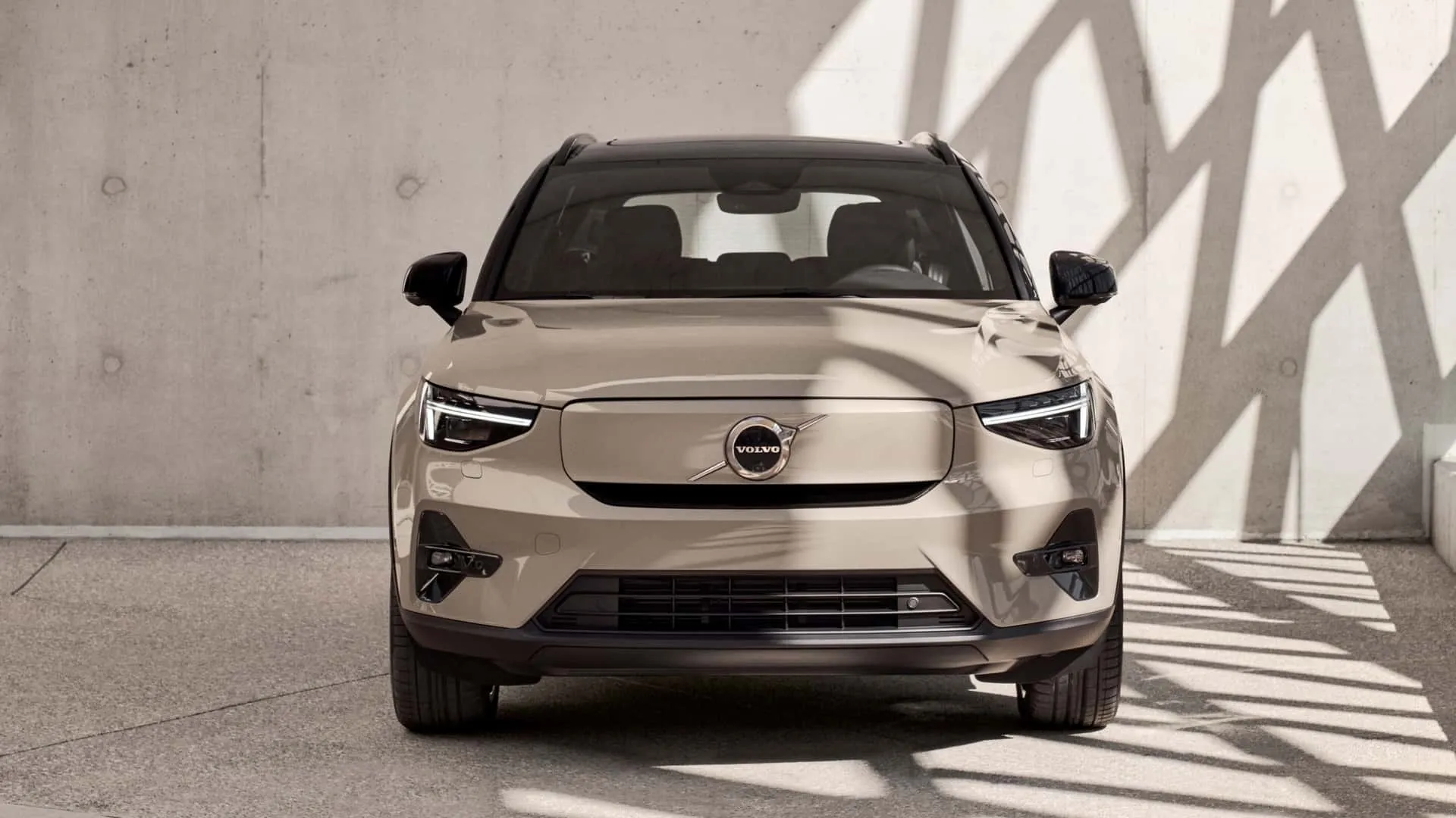 Volvo EX40