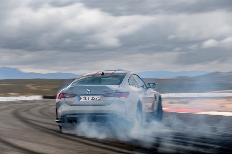 2023 BMW M4 CSL