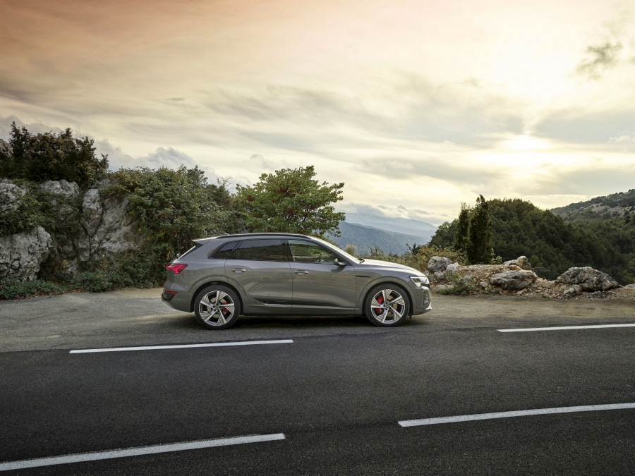 Audi Q8 e-tron