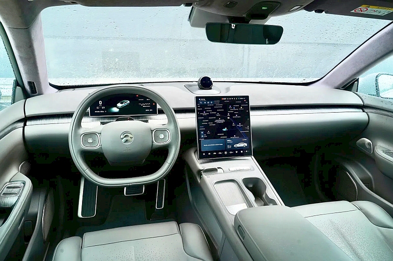 Nio ET7