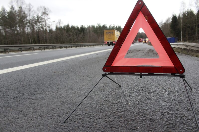Trójkąt odblaskowy awaria