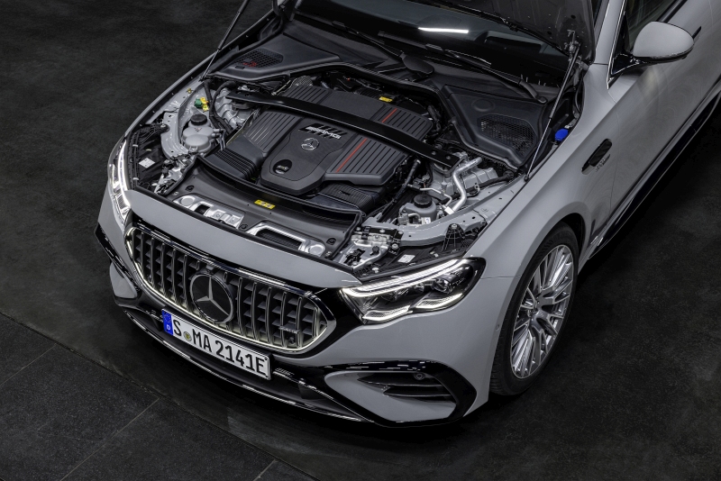 2024 Mercedes-AMG E53 4Matic+ - silnik