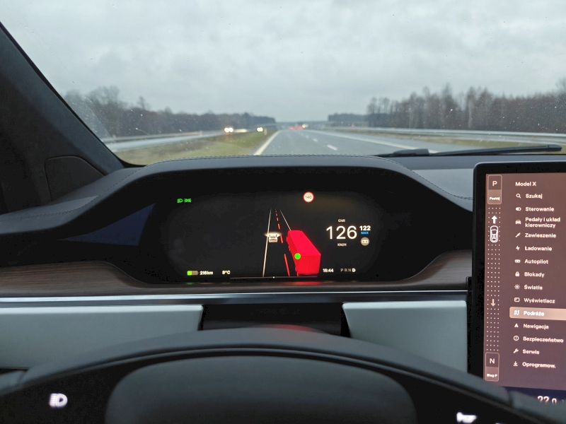 2024 Tesla Model X - ekran