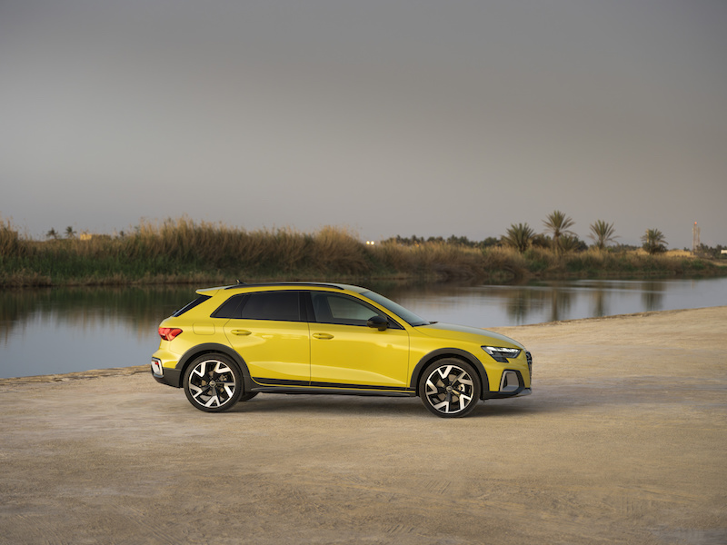 2024 Audi A3 bok