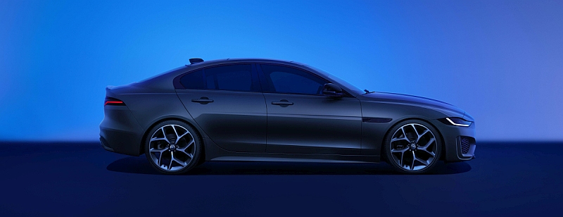 Jaguar XE - bok