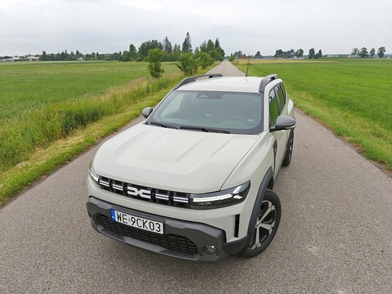 Dacia Duster III Hybrid 140 - przód