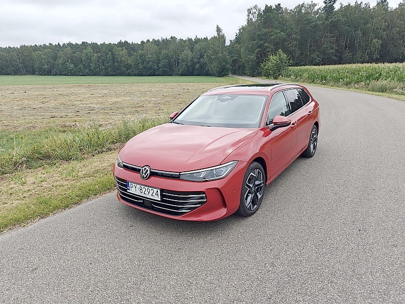 Volkswagen Passat B9 2.0 TDI 150 DSG - przód