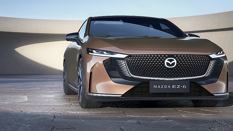 Mazda EZ-6 - przód
