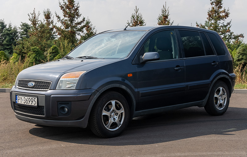 Ford Fusion przód