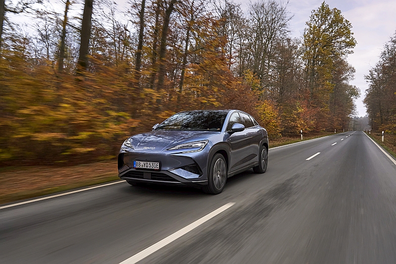 2025 BYD Sealion 7 - przód