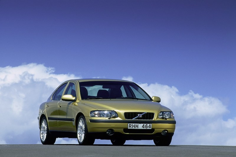 Volvo S60 I przód