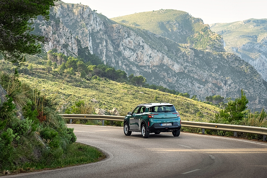 2024 Opel Frontera Hybrid - tył