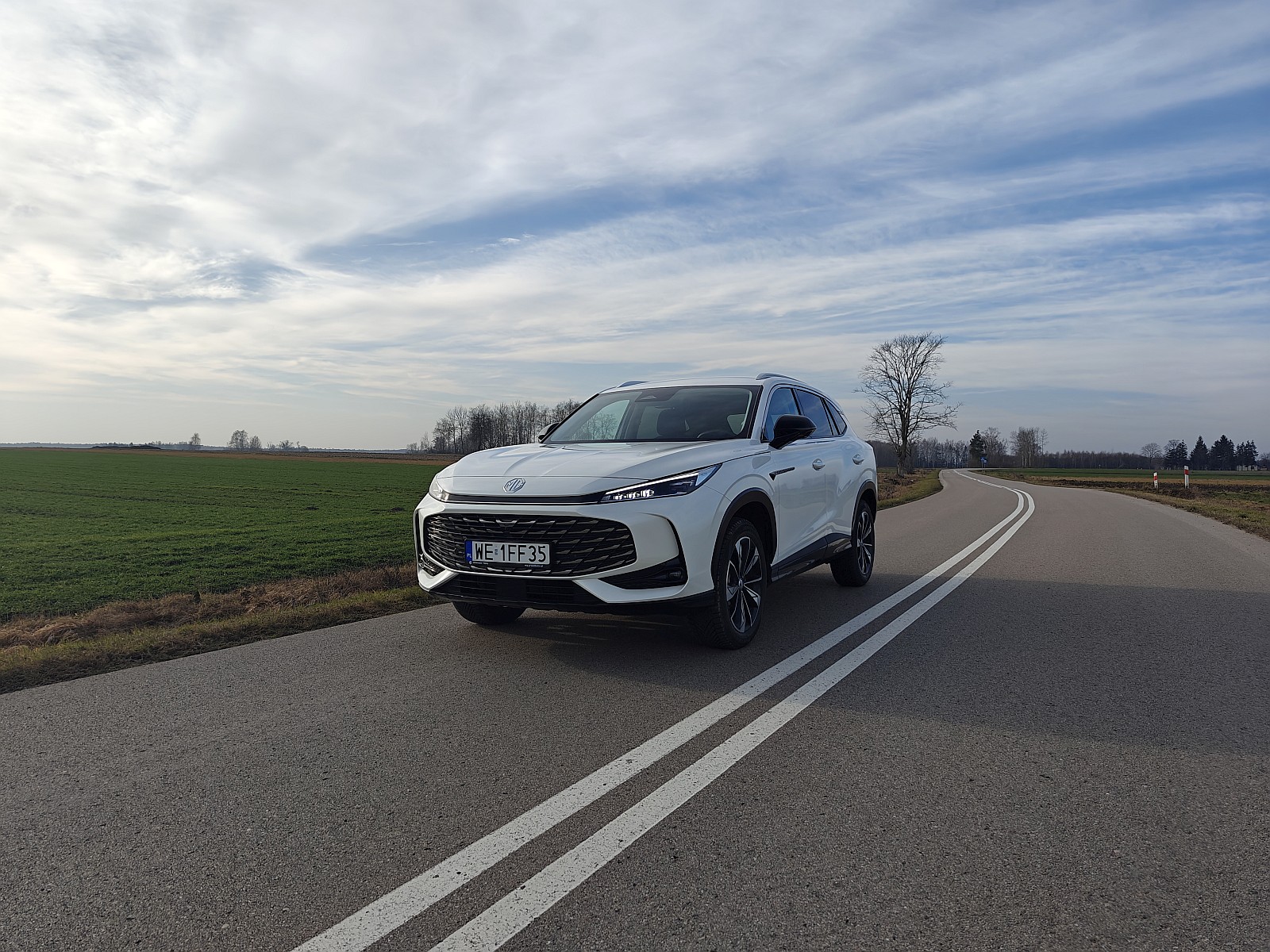 Nowe 2025 MG HS AT