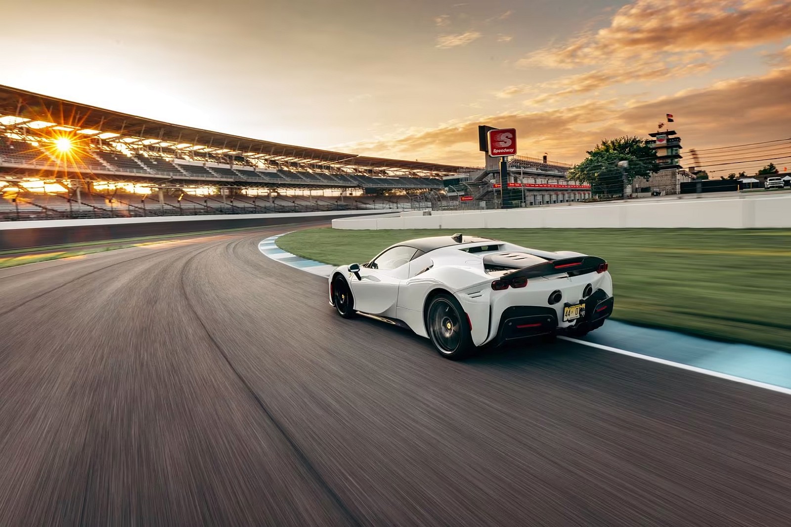 Ferrari SF90 Stradale