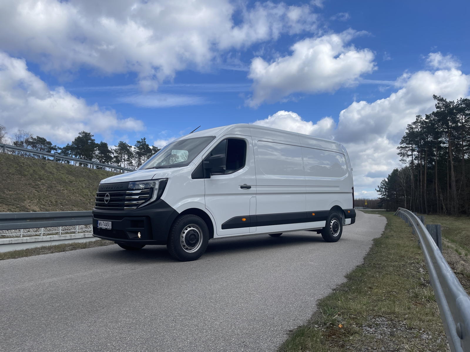 Nissan Interstar
