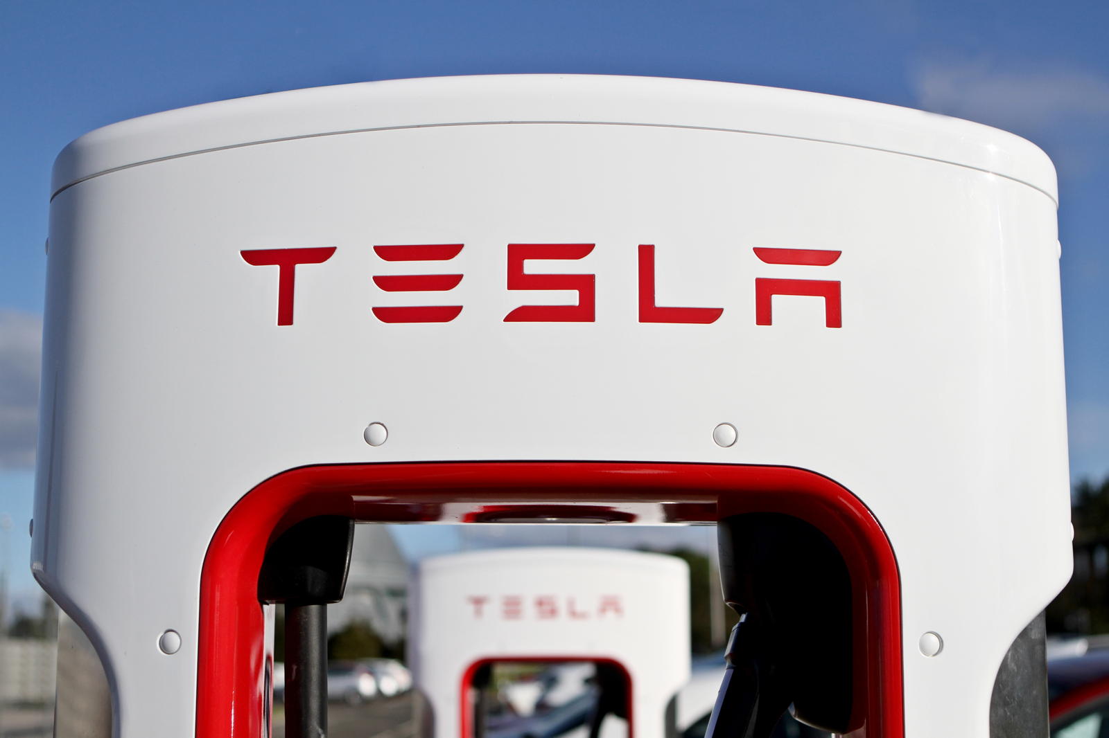 Ile kosztuje Tesla?